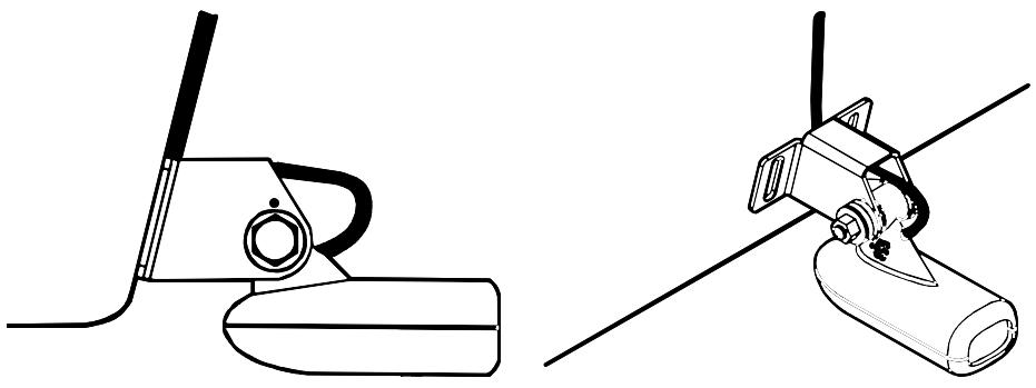 EAGLE SEACHARTER 480DF - Fixation du transducteur au tableau. - 1