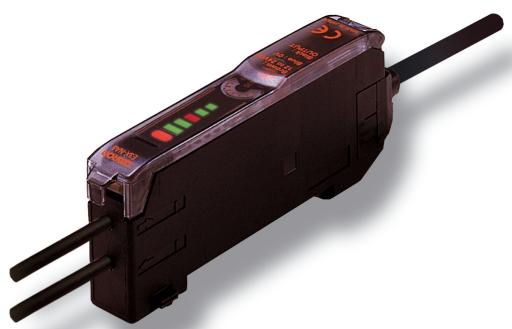 OMRON E32 - Amplificateur à fibre numérique avec contrôle de seuil actif pour la compensation des poussières et salissures - 4