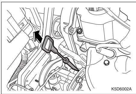 CHEVROLET MATIZ - VERIFICATION DU NIVEAU D'HUILMOTEUR - 1