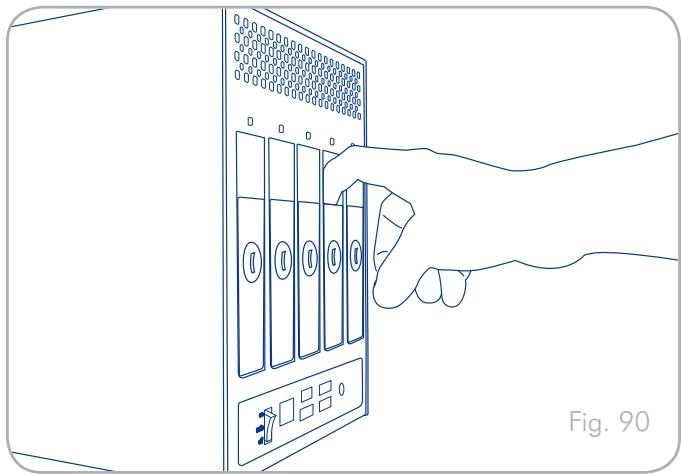 LACIE 5BIG NETWORK - Pour installer un disque : - 2