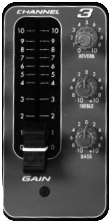 PEAVEY ESCORT 2000 - Ajuster Tonalité - 1
