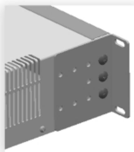 PEAVEY MMA 8352 - Installation der Rack-Montageösen - 1