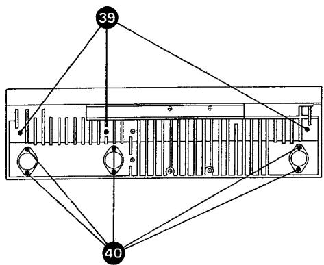STUDER A700 - Demontage de la corbeille contenant les circuits电子iques des têtes - 1