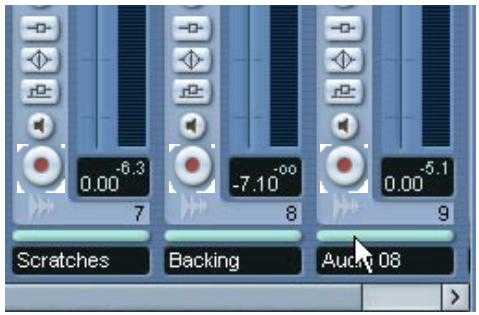 STEINBERG CUBASE SX - Lier/delier des voies - 1