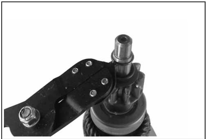 KOHLER CH11 - Démontage du démarreur - 10