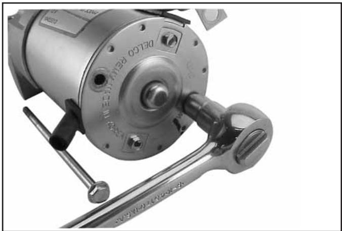 KOHLER CH11 - Démontage du démarreur - 4