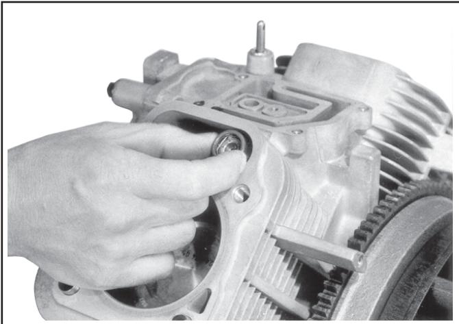 KOHLER CV23 - Installation des poussoirs hydrauliques - 2
