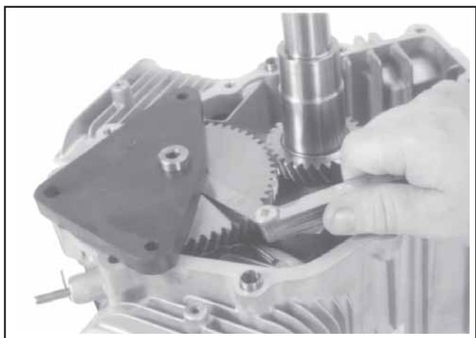 KOHLER CV23 - Réglage du jeu axial de l'arbre à cames - 1