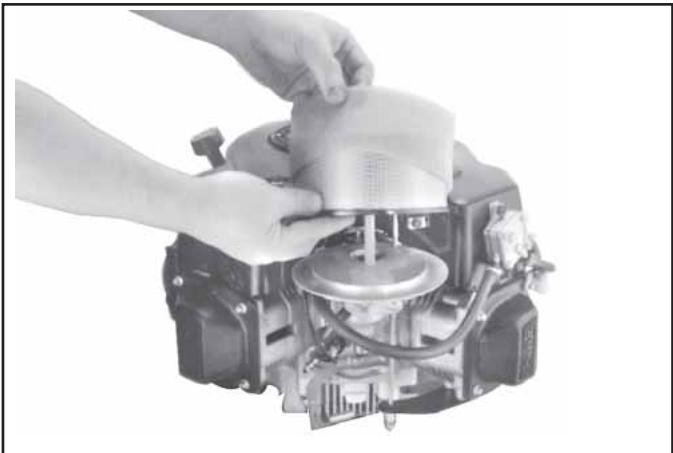 KOHLER CV493 - Dépose du filtré à air - 4