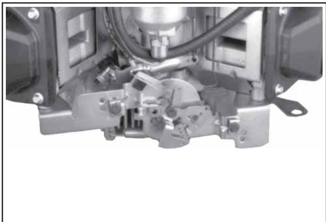 KOHLER CV493 - Installation des commandes de l'accéléateur - 1