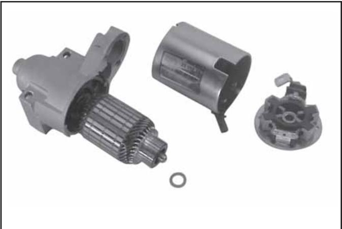 KOHLER CV493 - Démontage du démarreur - 6