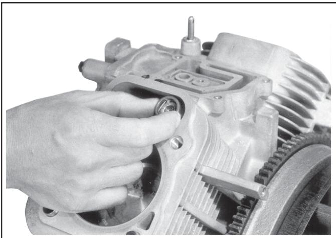 KOHLER CV493 - Installation des poussoirs hydrauliques - 2