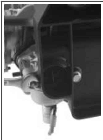 KOHLER SV470 - Dépose du filtre à air - 3