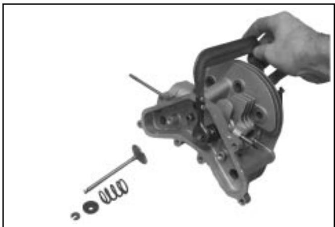KOHLER SV470 - Démontage de la culasse - 3