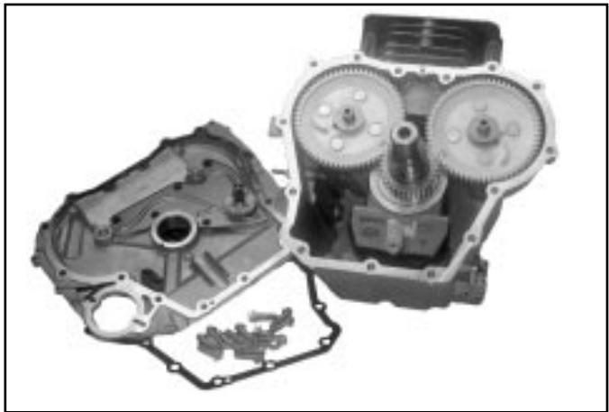 KOHLER SV470 - Retirer la plaque de fermeture - 2