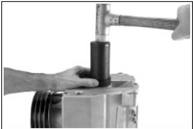 KOHLER SV470 - Installation du joint d'huile côté transmission - 1