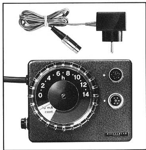 HASSELBLAD SWC M - Prise laterale pour déclenchement et pour recharge des accumulateurs - 2