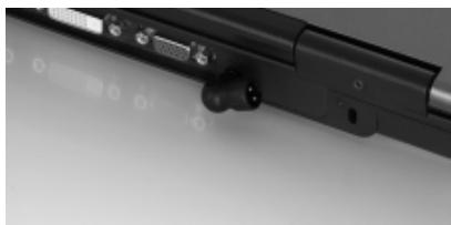 SWEEX PA300 - AVERTISSEMENT !N'UTILISEZ PAS L'ADAPTATEUR AVANT D'AVOIR CORRECTEMENT REGLE LA TENSION DE SORTIE. CELA POURRAIT SINON ENDOMMAGER VOTRE ORDINATEUR PORTABLE. - 3