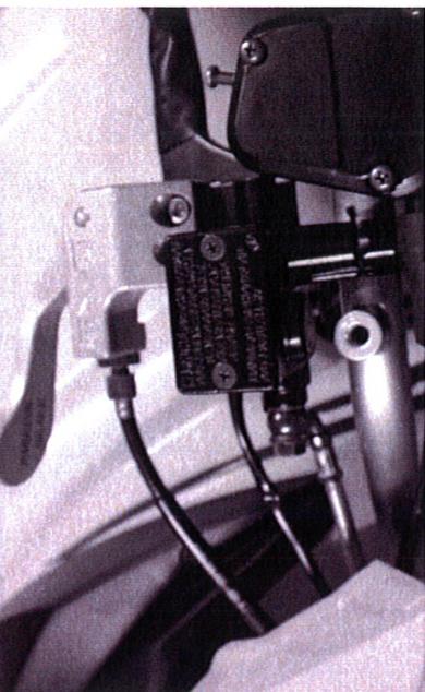 ADLY 320 S - MANETTE DE FREIN DE PARC - 2