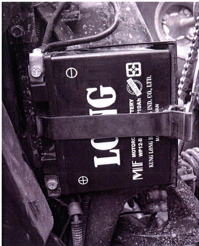 ADLY 320 S - MISE EN GARDE - 1