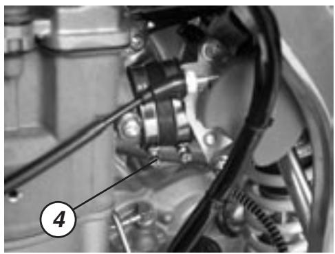 GAS GAS EC FSE 400 - Dépose du moteur - 10