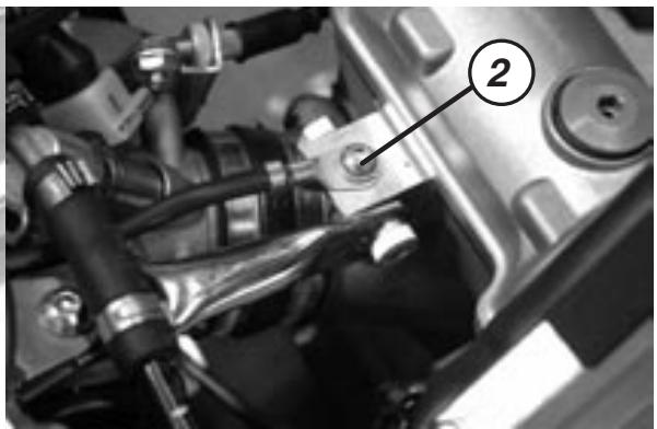 GAS GAS EC FSE 400 - Dépose du moteur - 6