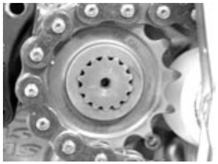 GAS GAS EC FSE 400 - Dépose du moteur - 22