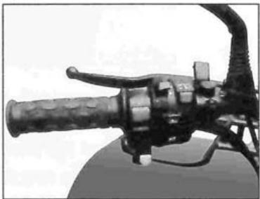 GAS GAS K2 QUAD 250 - Réglage de la commande de l'accélérateur remarque - 3