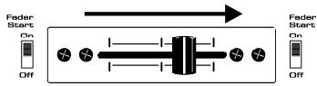 JBSYSTEMS BEAT 4 USB - CROSSFADER BEWEEGT NAAR RECHTS: - 2