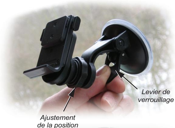 SNOOPER STRABO PLUS - Installation de votre strabo en utilisant le bras de fixation pour pare-brise - 1