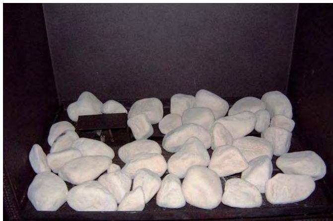 WANDERS NORMA WALL - Plaatsen van de keramische pebble stenen (aardgas en propaan) - 2