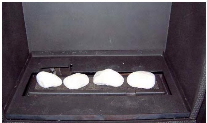 WANDERS NORMA WALL - Placing the ceramic pebbles (natural gas and propane) - 1