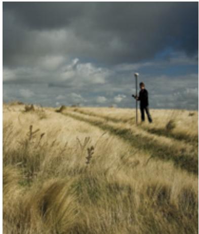 TRIMBLE GNSS SYSTEM - GRACE A la technologie r-track trimble, vous ETES ARME pour la topographie de DEMAIN - 1