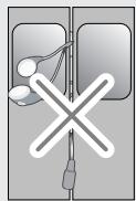 IRIVER H10 - Ayez les cordons du casque/ écouteurs bien en main pour empêcher qu'ils accrochent différents objets. - 1