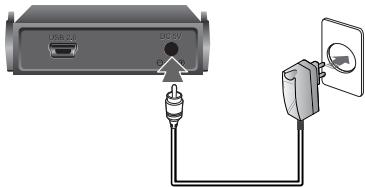 IRIVER H10 - Mise en marche - Branchement de l'adaptateur à la station d'accueil - 2