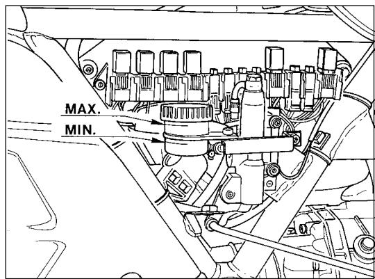 MOTO GUZZI CALIFORNIA EV - Never use alcohol for flushing or compressed air for drying; we recommend the use of «trichloroethylene» for metal parts. - 2