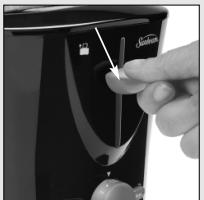 SUNBEAM 4-SLICE TOASTERS - A 2 OU 4 TRANCHES - 3