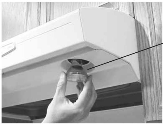 FRIGIDAIRE GL30WC4IEB - INSTALLLEZ LA HOTTE - 6