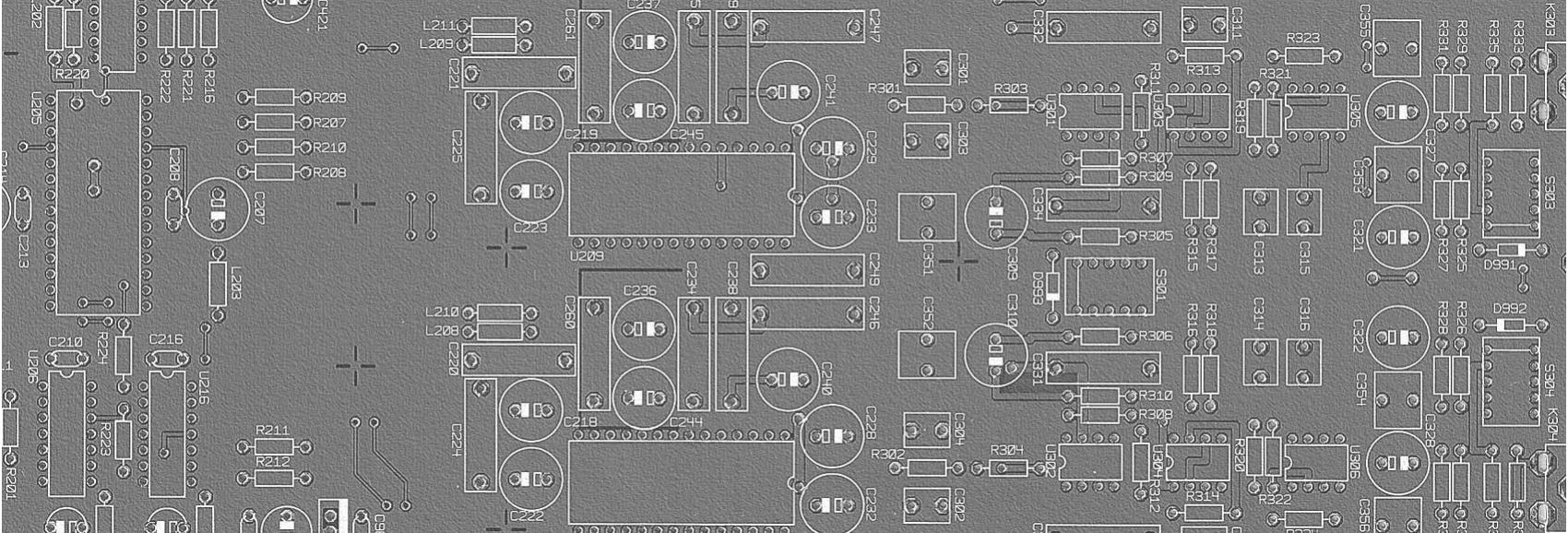 ROTEL RKF-100 - Haal erst het apparaat van het lichtnet alvorens u de bovenplaat van de RKF-100 verwijdert. - 9