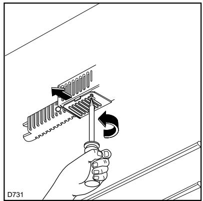 CASTOR CM2663DB - Changement de l'ampoule - 1