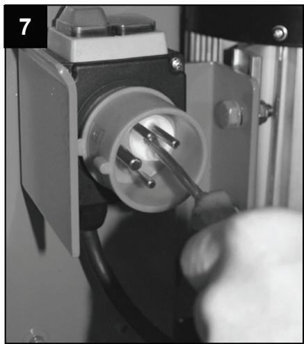 ATIKA ASP 10-1350 - Überprüfen der Drehrichtigung: - 1