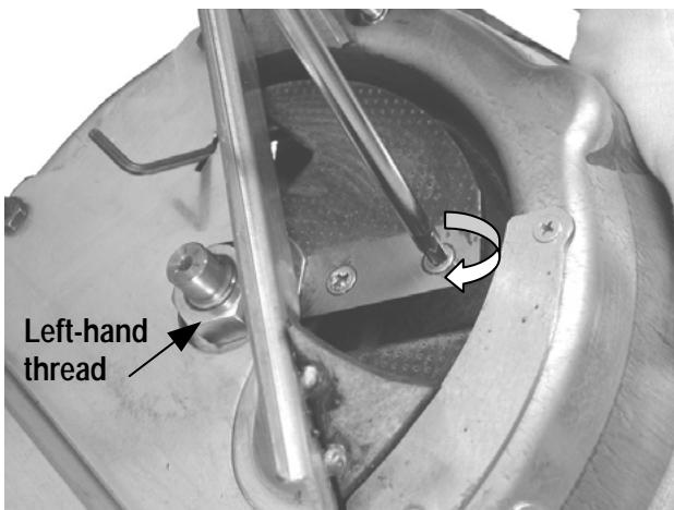 ATIKA BIOTEC 1600 - Changing the blades - 3