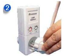 X10 KDS3 - Branchez la lampe sur le récepteur. - 1