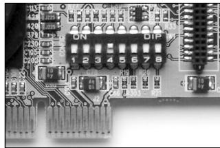 TC ELECTRONIC POWERCORE COMPACT - MICRO CONTACTEURS DIP - 1