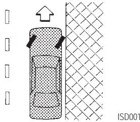 INFINITI I35 - STATIONNEMENT/STATIONNEMENT EN COTE - 3