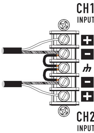 QSC AUDIO RMX 4050HD - Entrées équilibrées : - 1