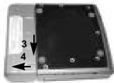 CURTIS DVD8005 - Sortie des piles - 1