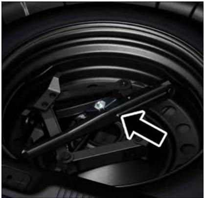 DODGE DART - Emplacement du cric et rangement de la roue de secours - 2