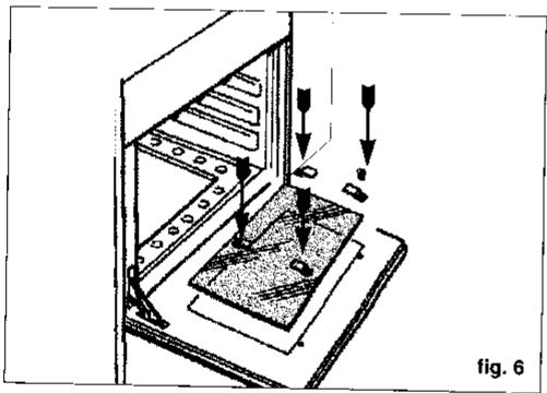 JUNO JEB900E - Nettoyage de la porte four - 2