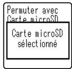 OLYMPUS VN-711PC - Insertion d'une carte microSD - 5